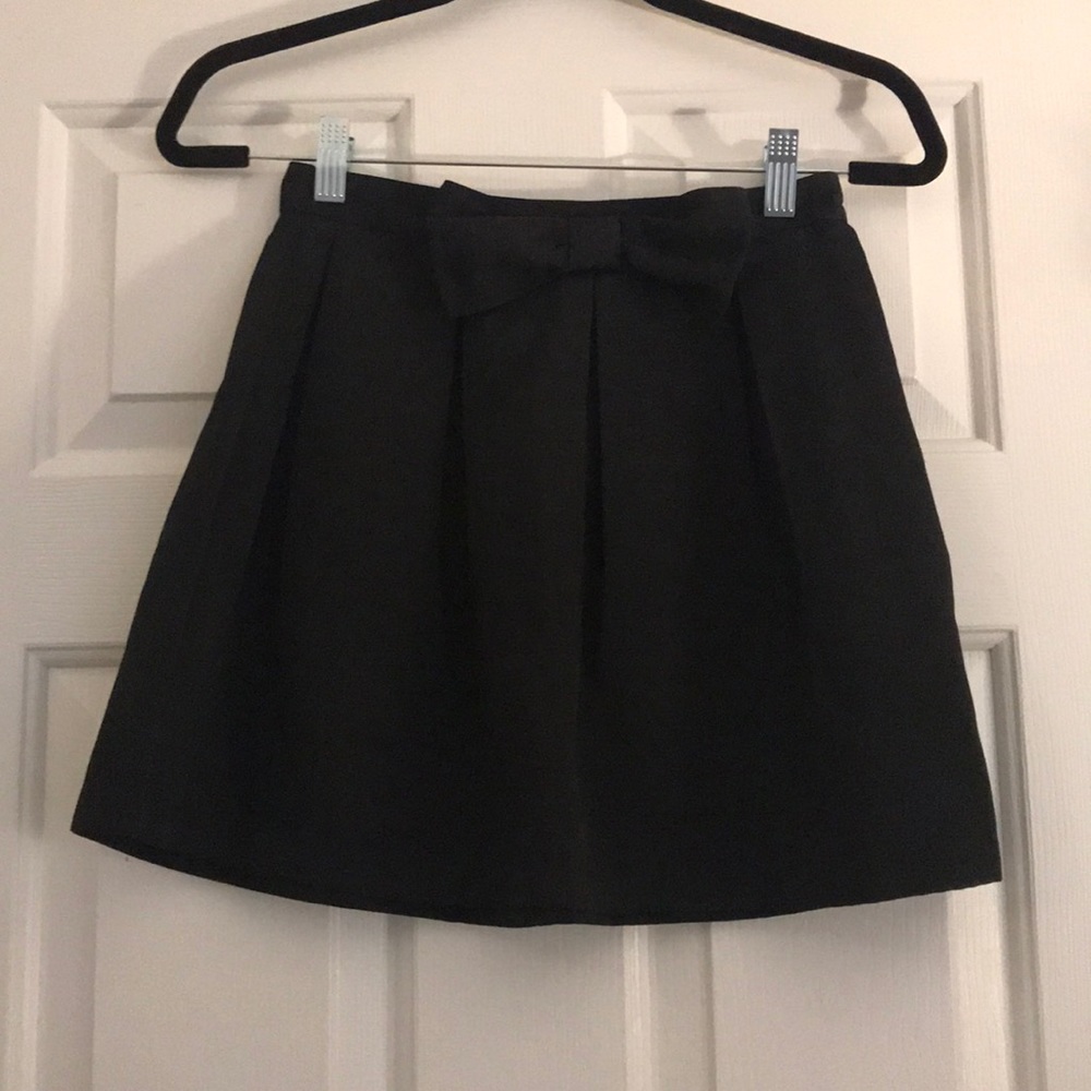 Black skater skirt